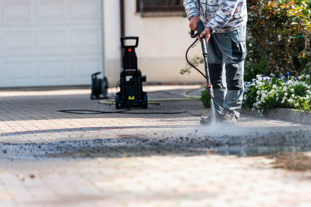 Why Choose Our Certified Pressure Washing Experts for Your Project Needs in Bradfordville, FL?